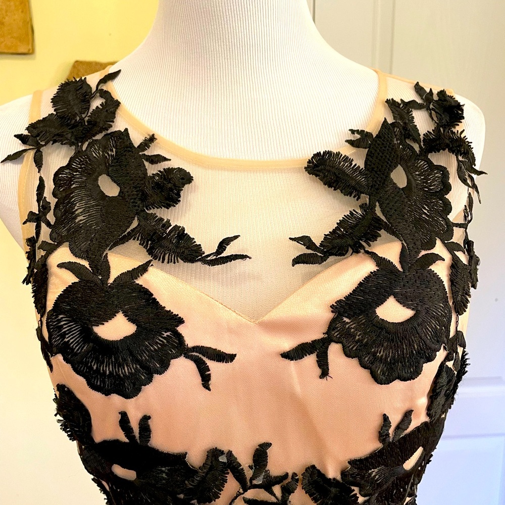 ModCloth ChiChi of London Dress - Picture 3 of 12